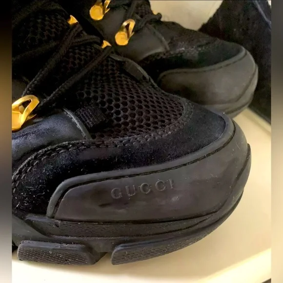 40% PRICE DROP!! 
Previously listed at $495
GUCCI FLASHTREK’S - Picture 6 of 9